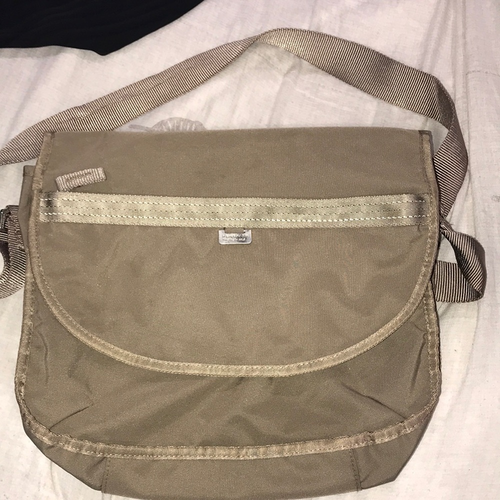Cross Body Satchel / Kenneth Cole